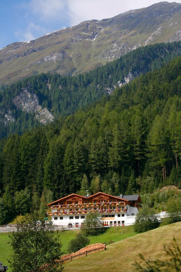 Hotel Kranebitt Val di Vizze Exterior photo