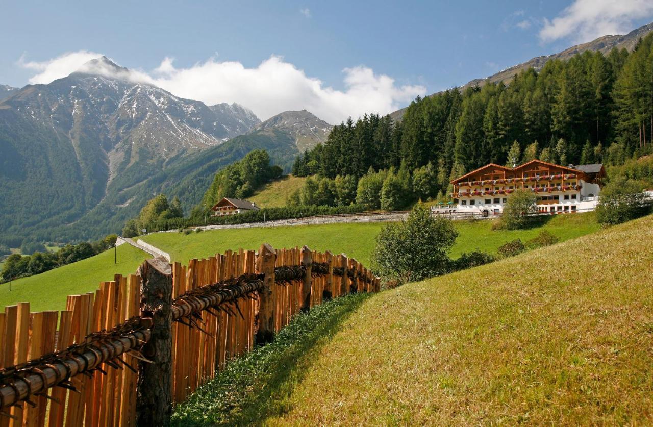 Hotel Kranebitt Val di Vizze Exterior photo