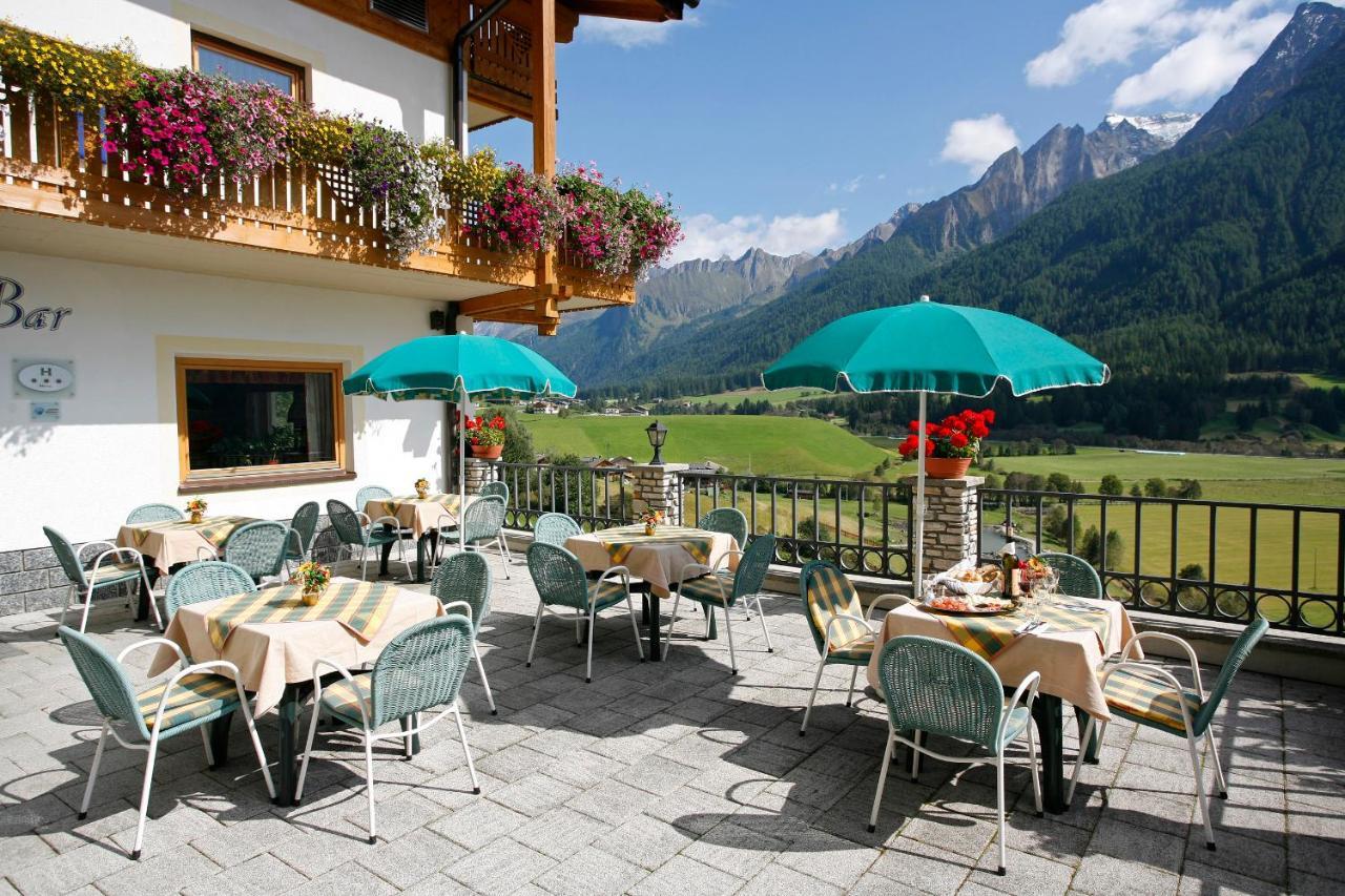 Hotel Kranebitt Val di Vizze Exterior photo