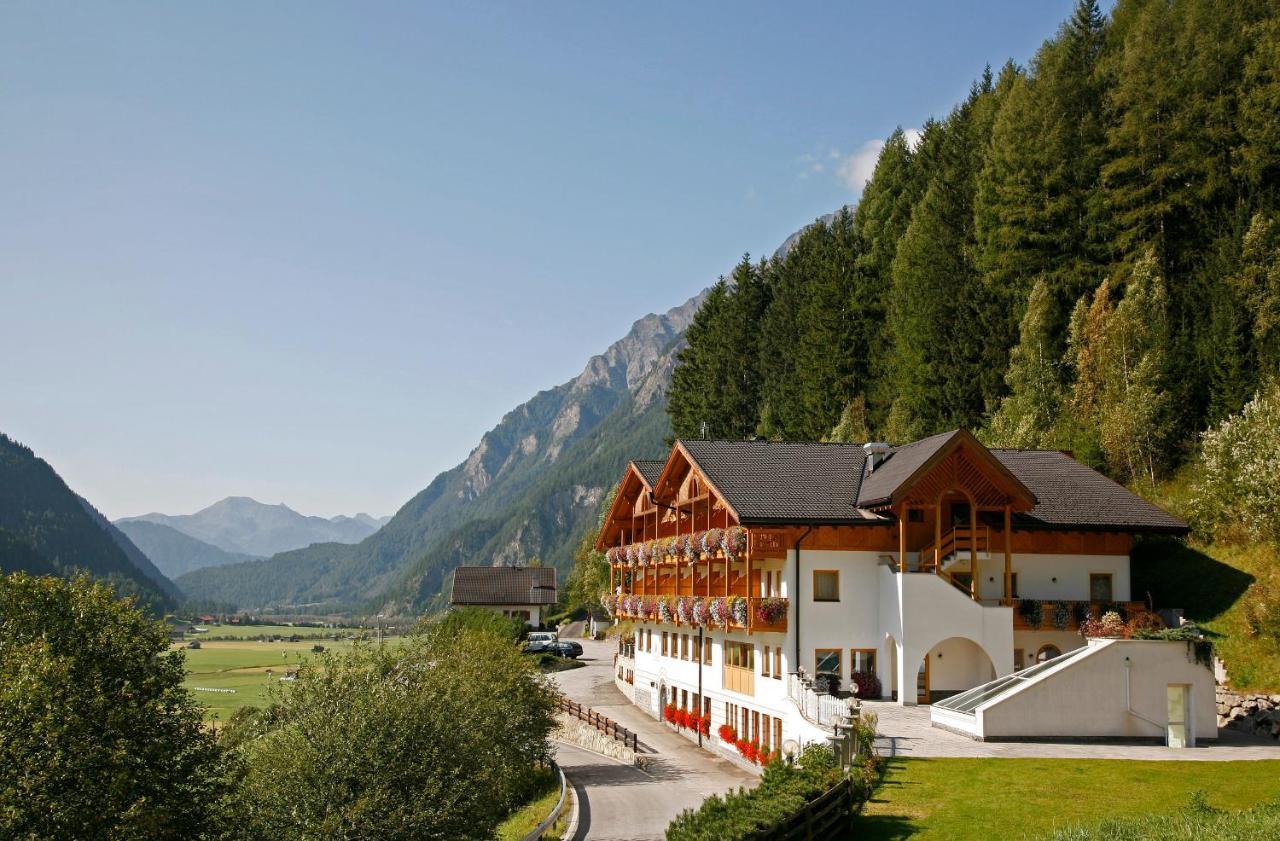 Hotel Kranebitt Val di Vizze Exterior photo