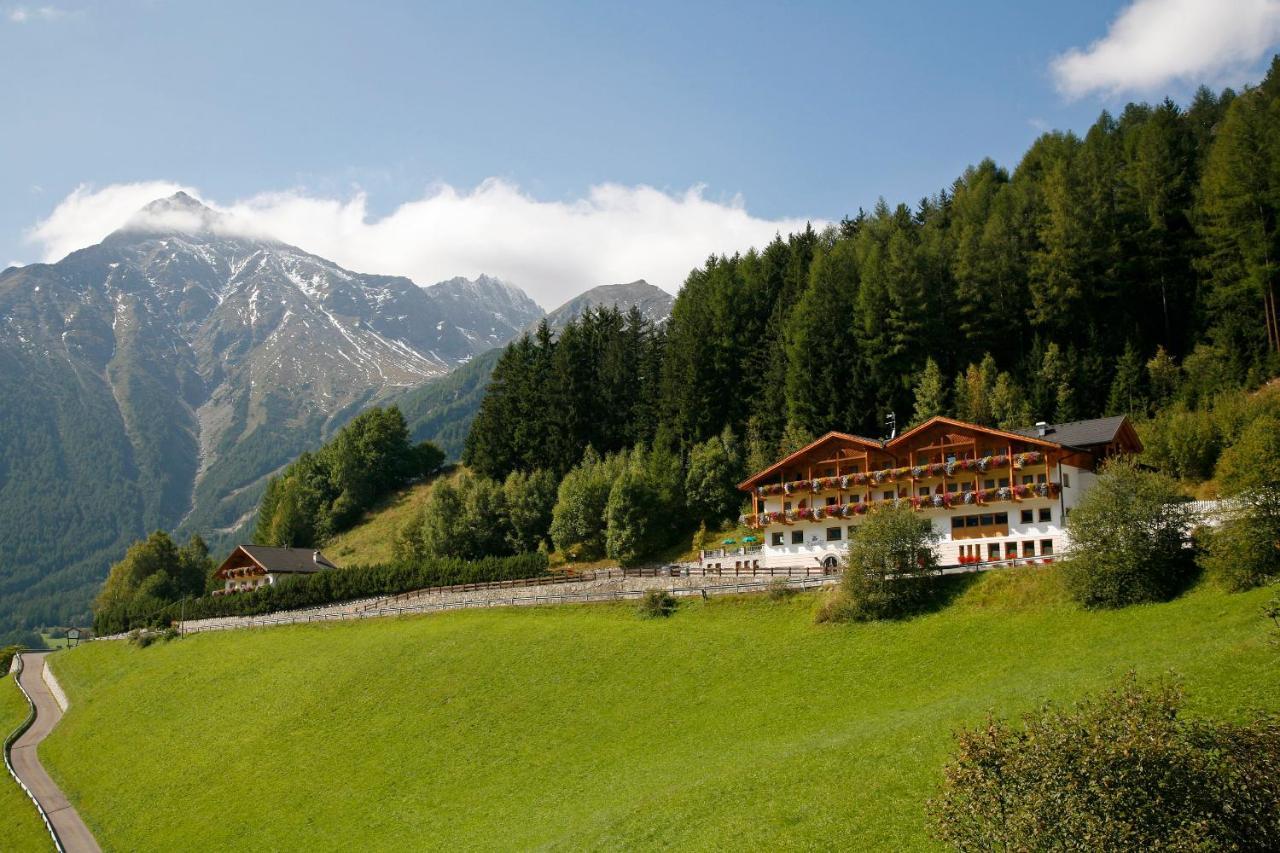 Hotel Kranebitt Val di Vizze Exterior photo